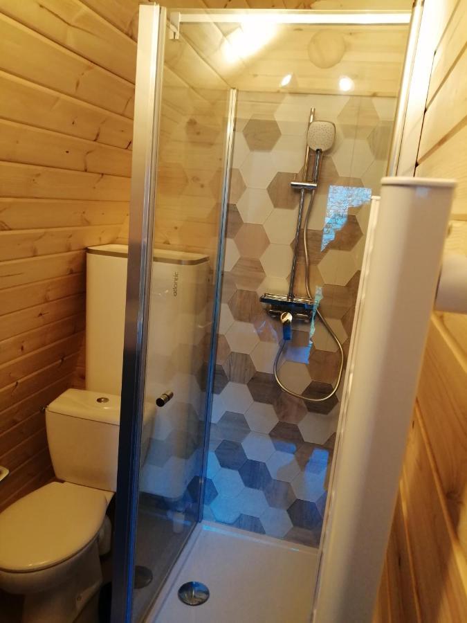 Le Domaine De Pivette Chambre Climatisee Et Insolite Avec Terrasse Privative Avranches Buitenkant foto