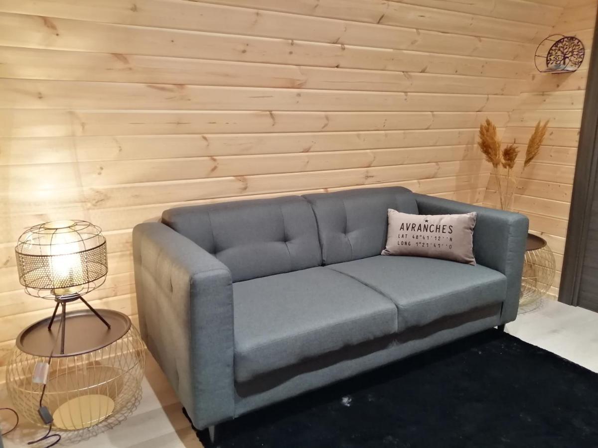 Le Domaine De Pivette Chambre Climatisee Et Insolite Avec Terrasse Privative Avranches Buitenkant foto